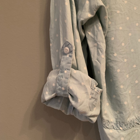 Chambray button down shirt with polka dots in great condition - Picture 10 of 10